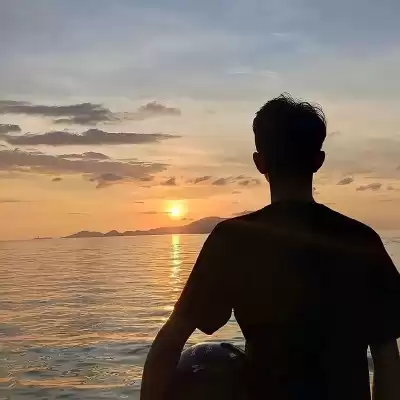 沈忆山